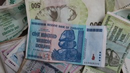 зибабвийские доллары