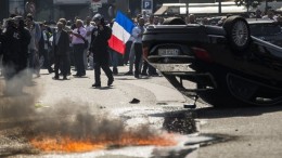 беспорядки французских таксистоав